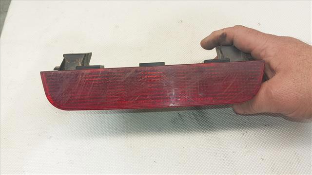 Lampa stop tylna dodatkowa MR490839 MITSUBISHI