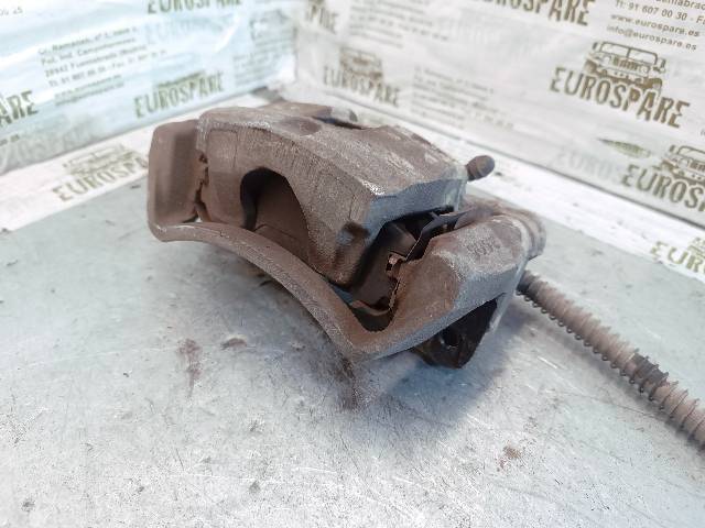 Zacisk hamulcowy tylny prawy Mitsubishi Pajero H60, H70