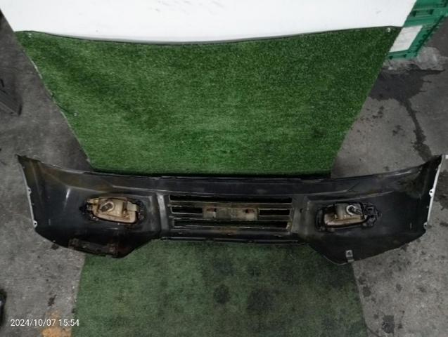 Zderzak przedni do Mitsubishi Pajero K90