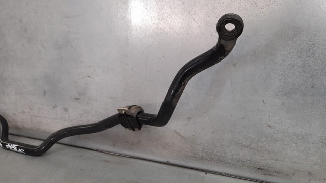 Stabilizator przedni Mitsubishi Carisma DA