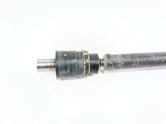 Wał Cardana, do mostu przedniego MR580389 MITSUBISHI