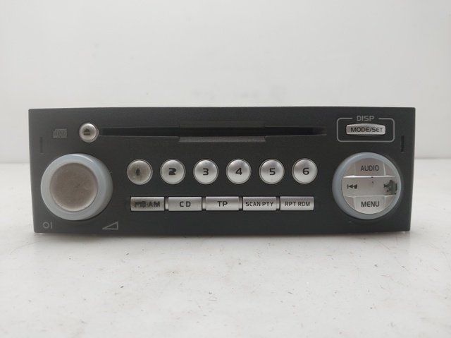 Kupić Radioodtwarzacz (radio AM/FM) Mitsubishi Colt VI Z3A w dobrej cenie