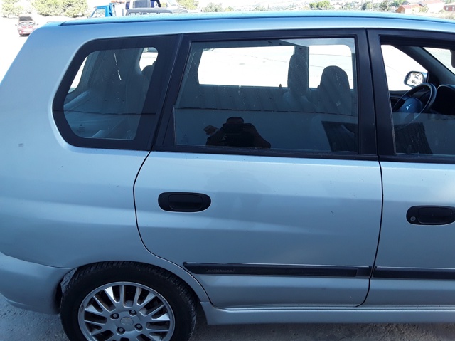 Cena części  Space Star  minivan