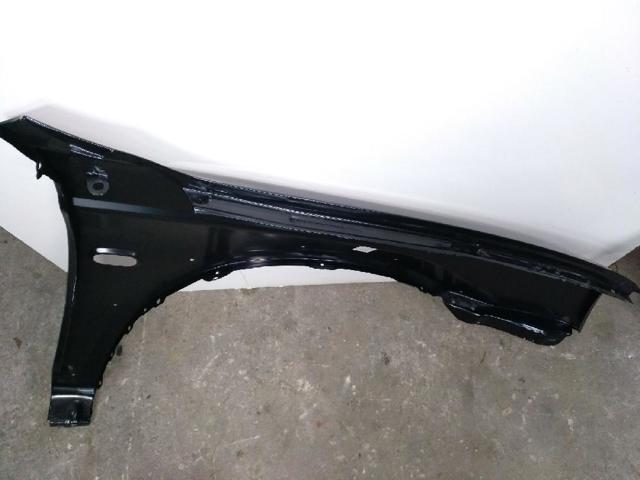 Błotnik przedni lewy do Mitsubishi L 200 K60, K70