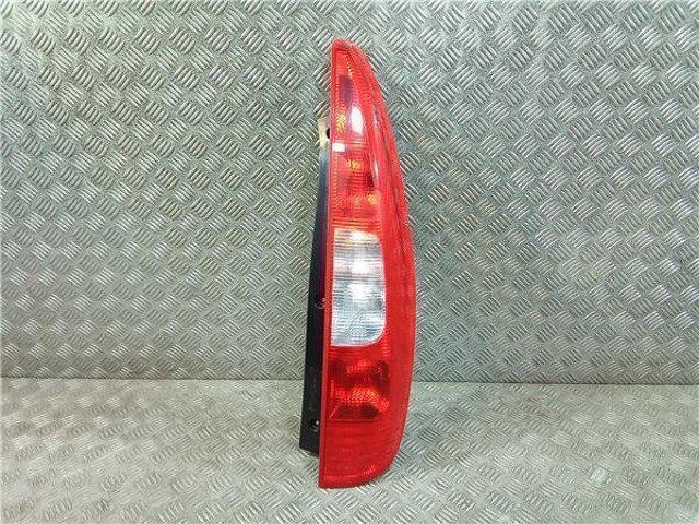 Lampa zespolona tylna prawa MR957374 MITSUBISHI