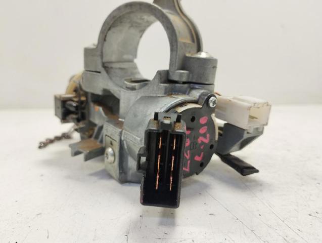 Stacyjka zapłonowa Mitsubishi L 200 4 KA, KB