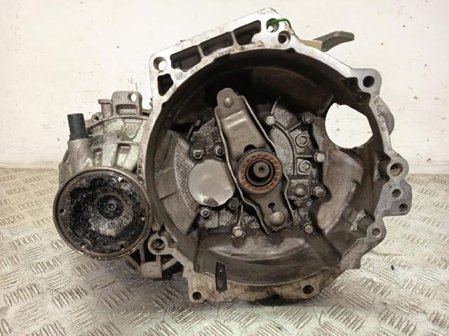 Mechaniczna skrzynia biegów w komplecie MZM VAG