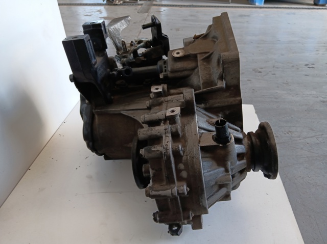 Mechaniczna skrzynia biegów w komplecie MZM VAG