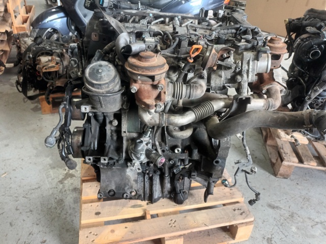 Silnik w komplecie N22A2 HONDA