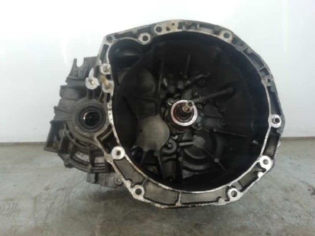 Mechaniczna skrzynia biegów w komplecie ND0001 RENAULT
