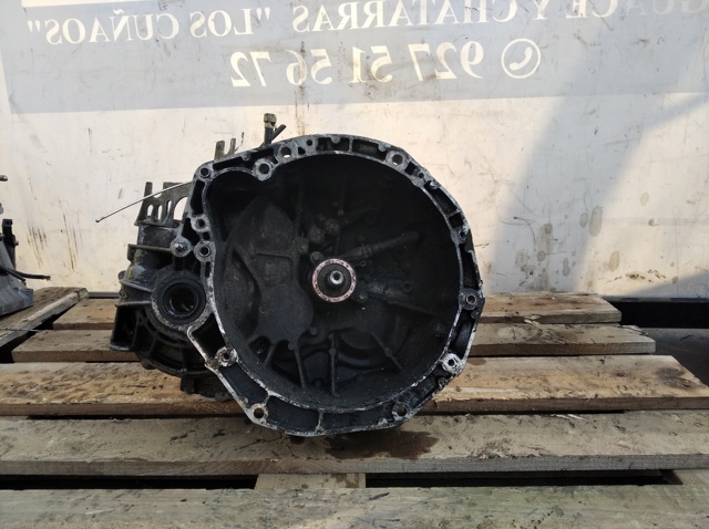 Mechaniczna skrzynia biegów w komplecie ND0001 RENAULT