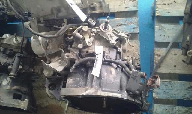Mechaniczna skrzynia biegów w komplecie ND0001 RENAULT