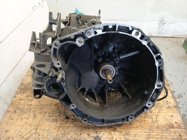 Mechaniczna skrzynia biegów w komplecie ND0002 RENAULT