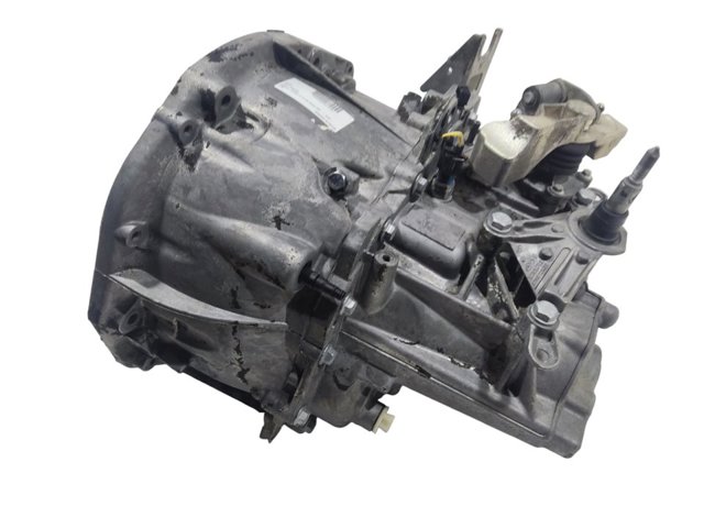 Mechaniczna skrzynia biegów w komplecie ND0002 RENAULT