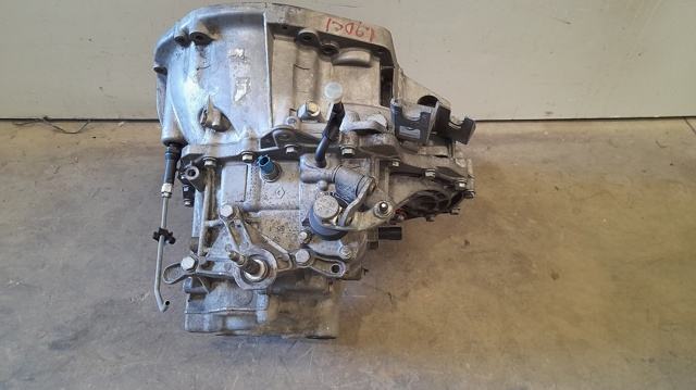 Mechaniczna skrzynia biegów w komplecie ND0002 RENAULT