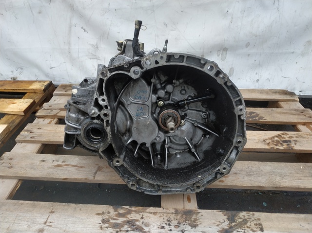 Mechaniczna skrzynia biegów w komplecie ND0002 RENAULT