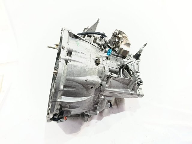 Mechaniczna skrzynia biegów w komplecie ND0002 RENAULT