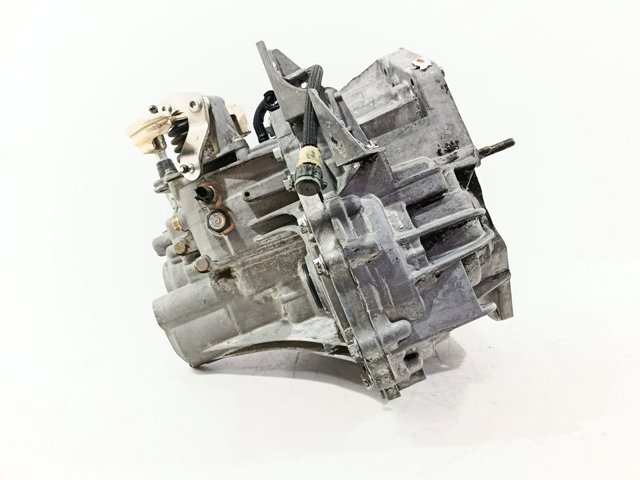 Mechaniczna skrzynia biegów w komplecie ND0002 RENAULT