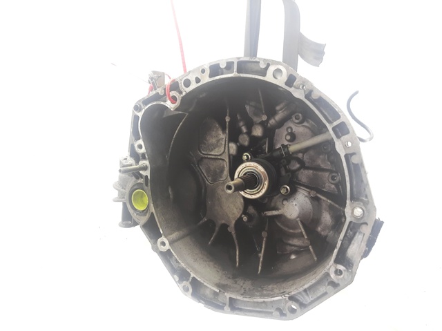 Mechaniczna skrzynia biegów w komplecie ND0102 NISSAN