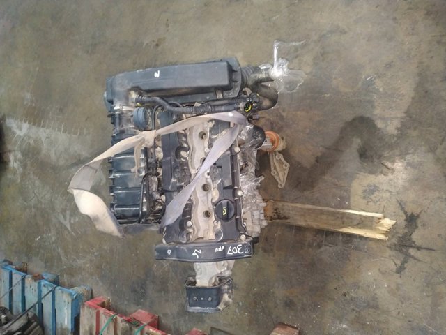 Silnik w komplecie NFU PEUGEOT