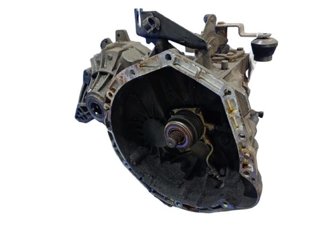 Mechaniczna skrzynia biegów w komplecie P04668909AD CHRYSLER