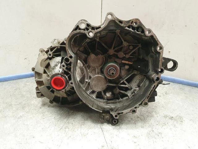 Mechaniczna skrzynia biegów w komplecie P1208961 VOLVO