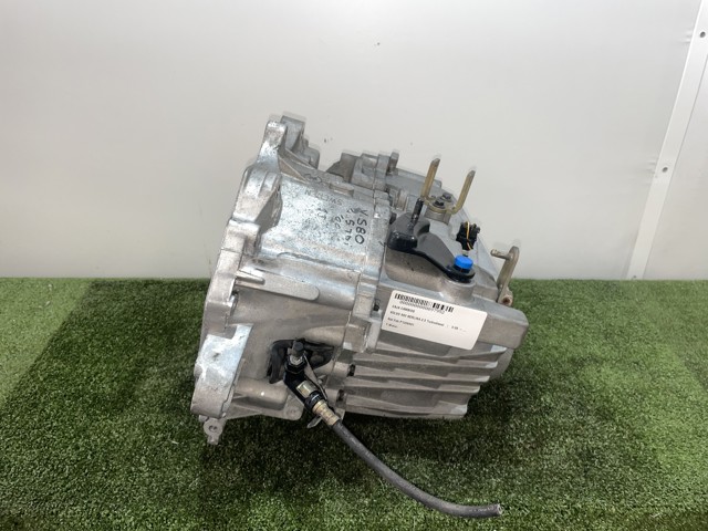 Mechaniczna skrzynia biegów w komplecie P1208961 VOLVO