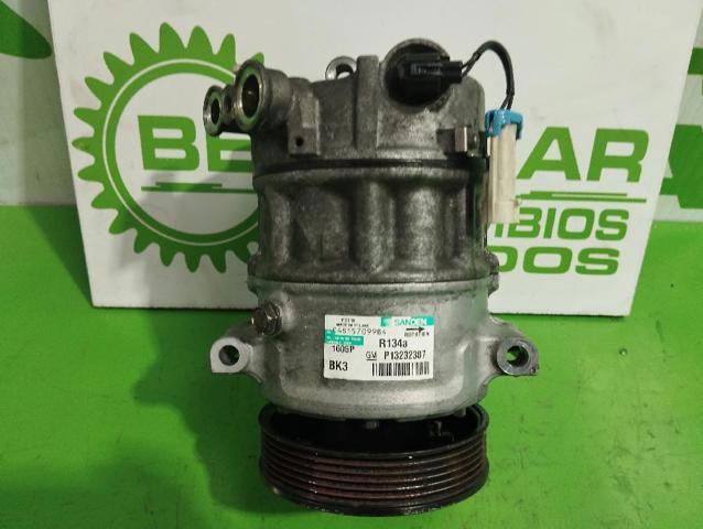 Sprężarka klimatyzacji P13232307 OPEL