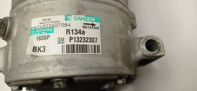 Sprężarka klimatyzacji P13232307 OPEL