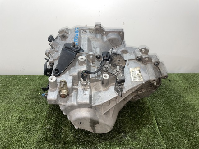 Mechaniczna skrzynia biegów w komplecie P30616141 VOLVO