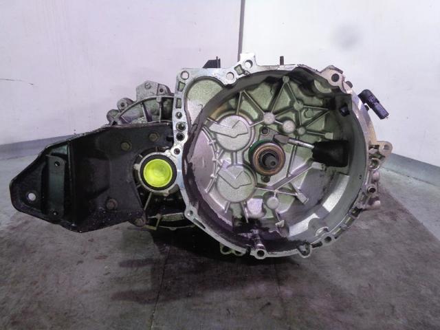 Mechaniczna skrzynia biegów w komplecie P30616141 VOLVO