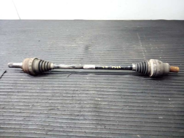 Półoś napędowa przednia prawa P30735565 VOLVO