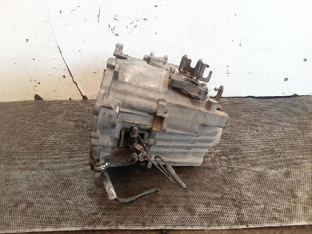 Mechaniczna skrzynia biegów w komplecie P9482234 VOLVO