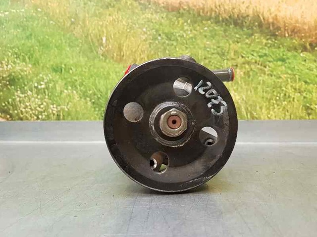 Pompa wspomagania hydraulicznego kierownicy P96398991 GM