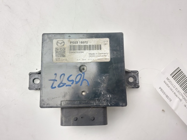 PE0318572 Mazda