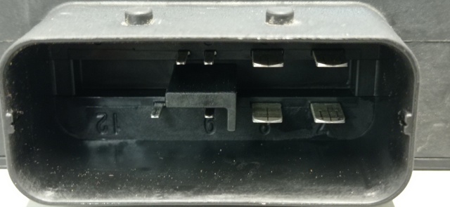 PE0318572 Mazda