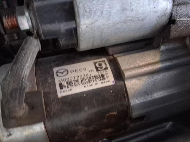 Rozrusznik PE0718400 MAZDA