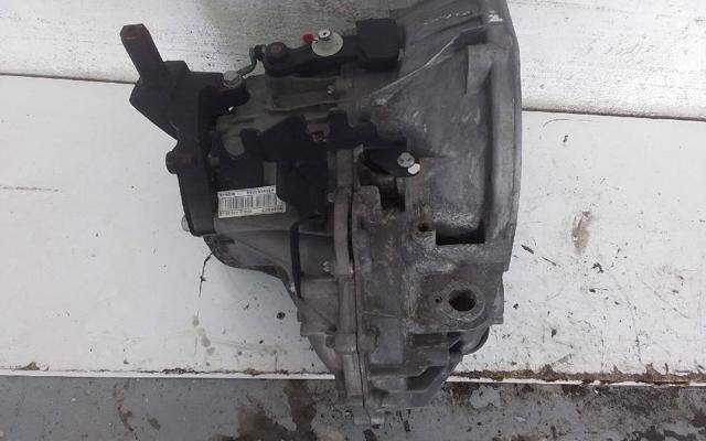 Kupić Mechaniczna skrzynia biegów w komplecie Renault Master III FV w dobrej cenie