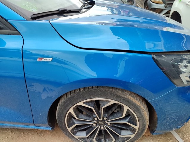 Błotnik przedni prawy PJX7BA16008AG FORD
