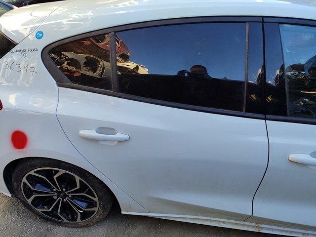 Drzwi tylne prawe PJX7BA24630AE FORD