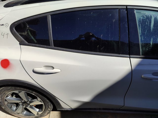 Drzwi tylne prawe PJX7BA24630AE FORD