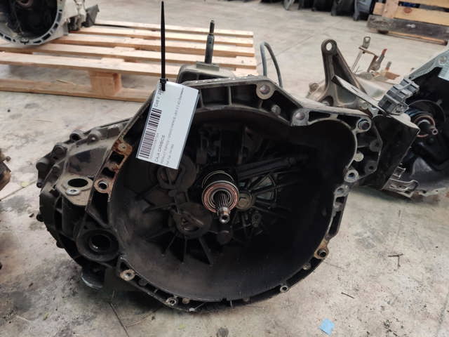 Mechaniczna skrzynia biegów w komplecie PK1065 RENAULT