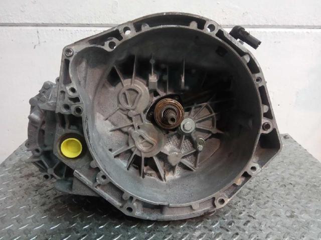 Mechaniczna skrzynia biegów w komplecie PK1AA061 RENAULT