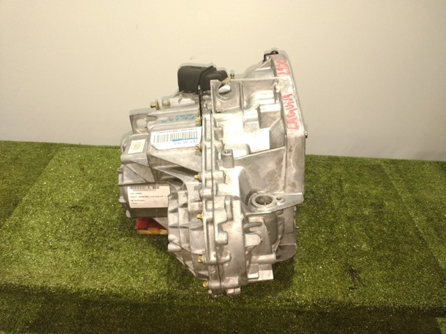 Mechaniczna skrzynia biegów w komplecie PK1AA061 RENAULT