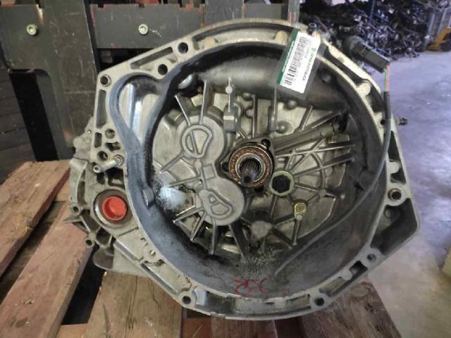 Mechaniczna skrzynia biegów w komplecie PK1AA061 RENAULT
