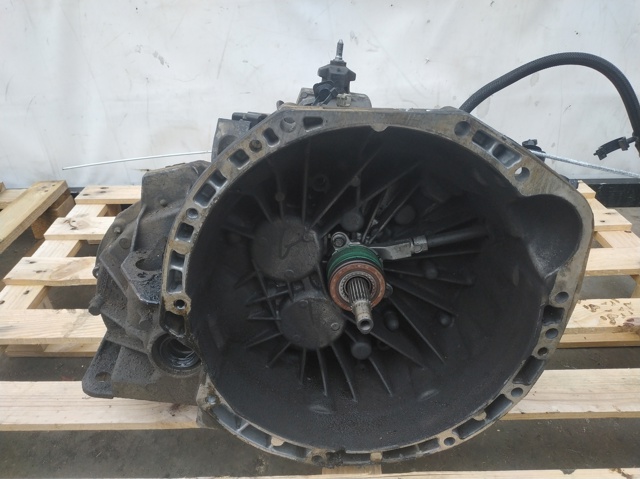 Mechaniczna skrzynia biegów w komplecie PK4004 RENAULT