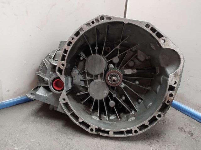 Mechaniczna skrzynia biegów w komplecie PK4004 RENAULT