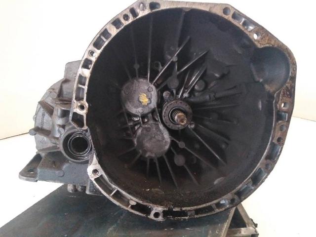Mechaniczna skrzynia biegów w komplecie PK4005 RENAULT