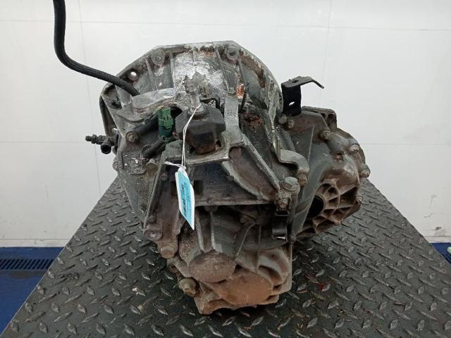 Mechaniczna skrzynia biegów w komplecie PK4005 RENAULT