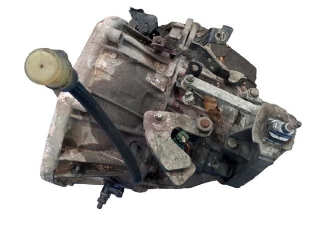 Mechaniczna skrzynia biegów w komplecie PK4005 RENAULT